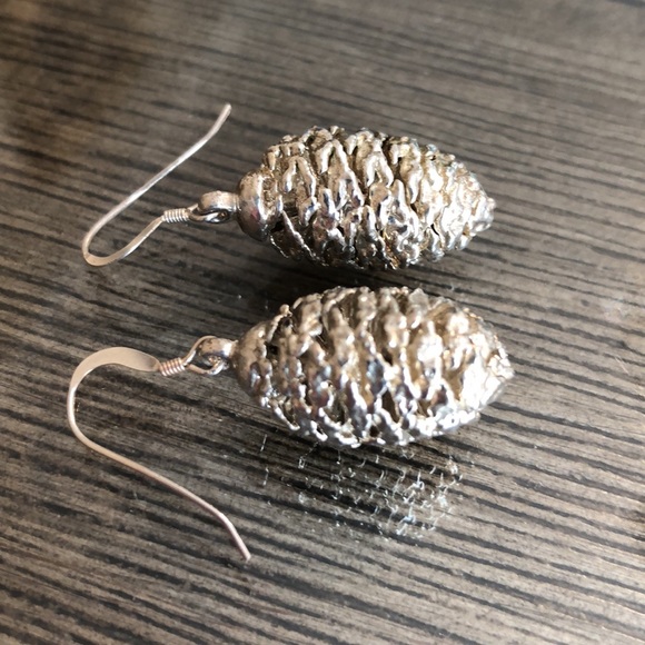 Vintage Silver Plated Tiny Pinecone Earrings - Picture 5 of 11